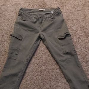 Levi Cargo Jeggings